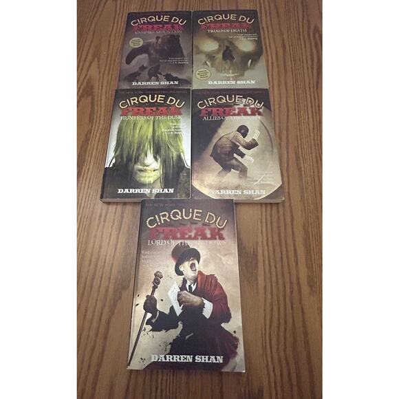 Cirque Du Freak Series Paperbooks by Darren Shan #4 5 7 8 and 11 - Lot Of 5 - Picture 1 of 16